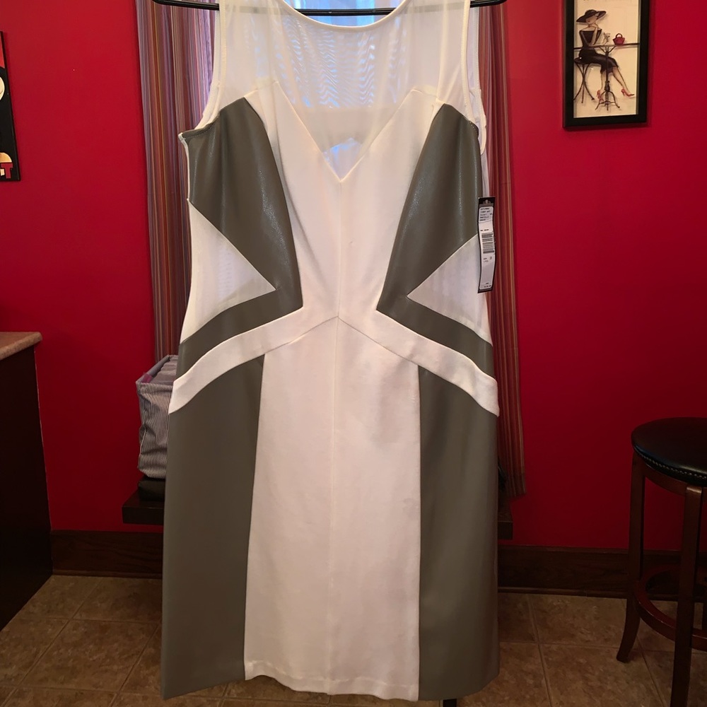 Tahari dress brand new